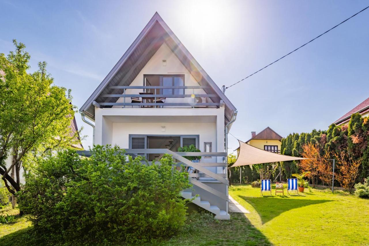 Madarasz 5 Deluxe Vendeghaz Villa Balatonalmádi Kültér fotó